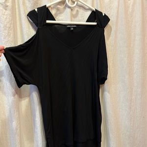 ⚜️ ladies black CABLE & GUAGE criss-cross cold shoulder tunic sz M